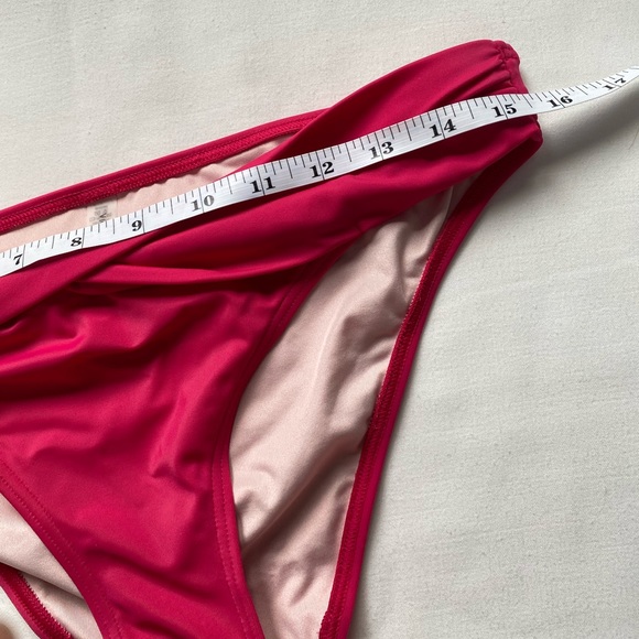 🩷Victoria's Secret bikini bottoms pink criss cross - Picture 2 of 4